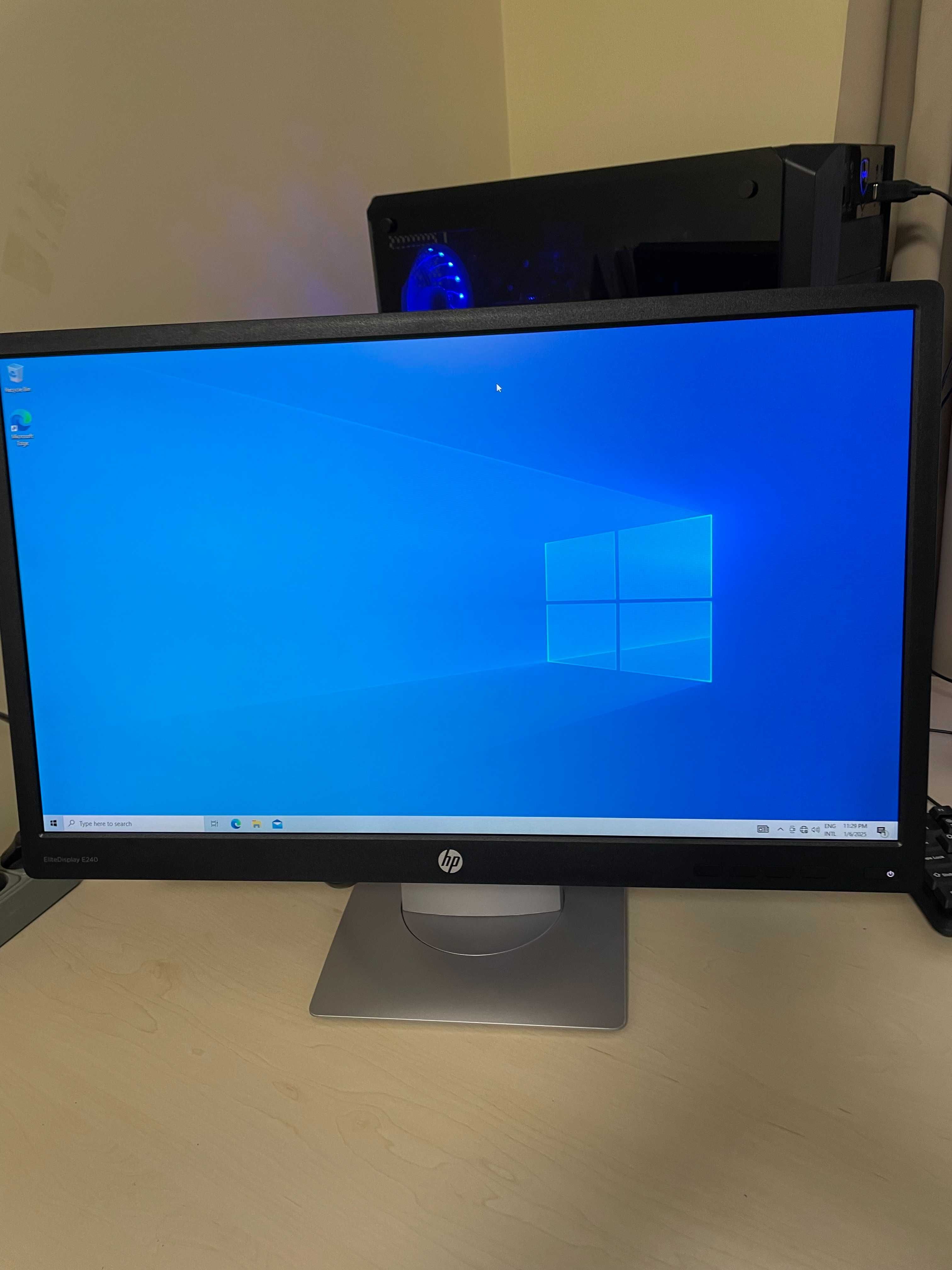 Монітор HP EliteDisplay E240 23.8" стан нового