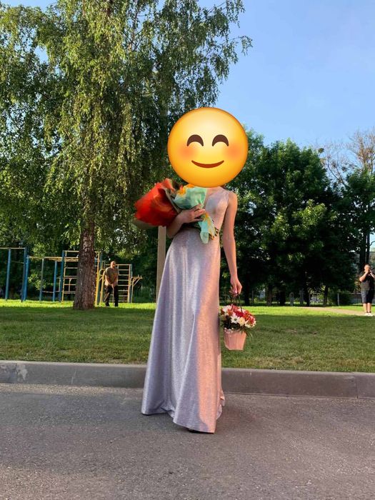 Сукня на випускний