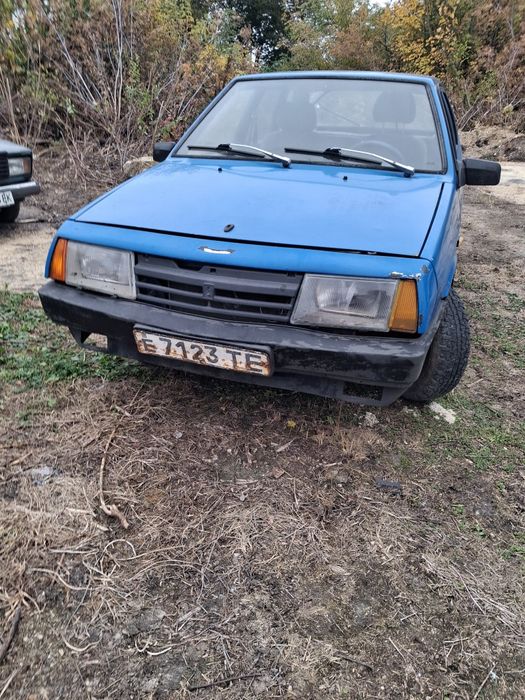 Розборка 2109 капот,крила,кпп,двигун,балка,стартер,генератор,двері.