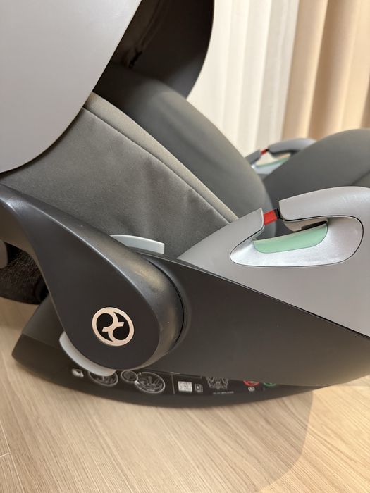 Автокрісло Cybex Cloud T i-size mirage grey