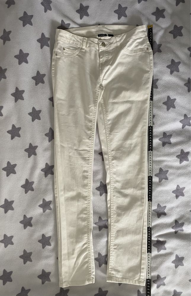 Białe jeansy Esmara rozmiar S.