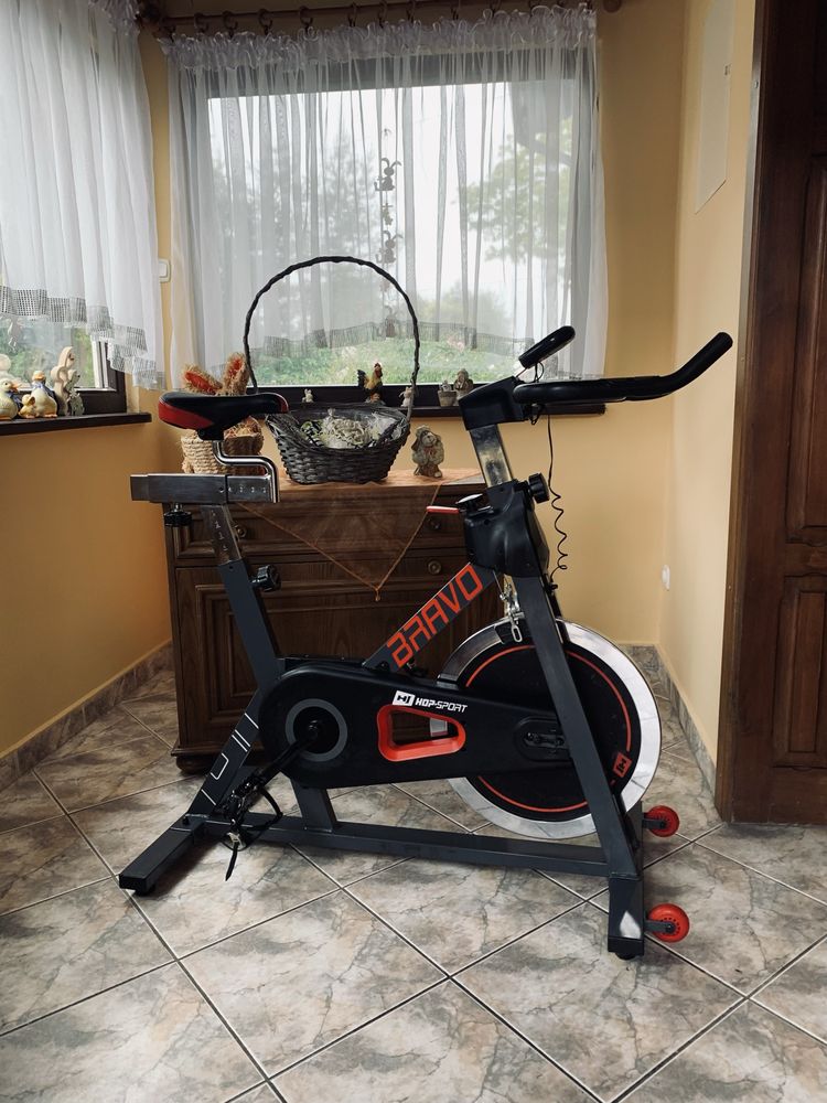 Rower spinningowy treningowy Hop Sport Bravo do 120kg stacjonarny