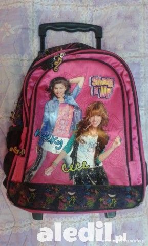Plecak na kółkach z Rocky i Cece