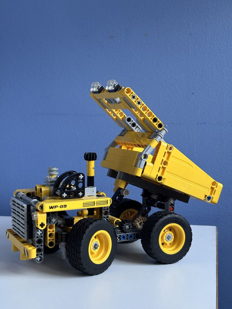 LEGO Technic 42035 Ciężarówka górnicza