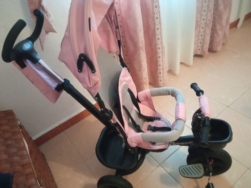 Triciclo criança