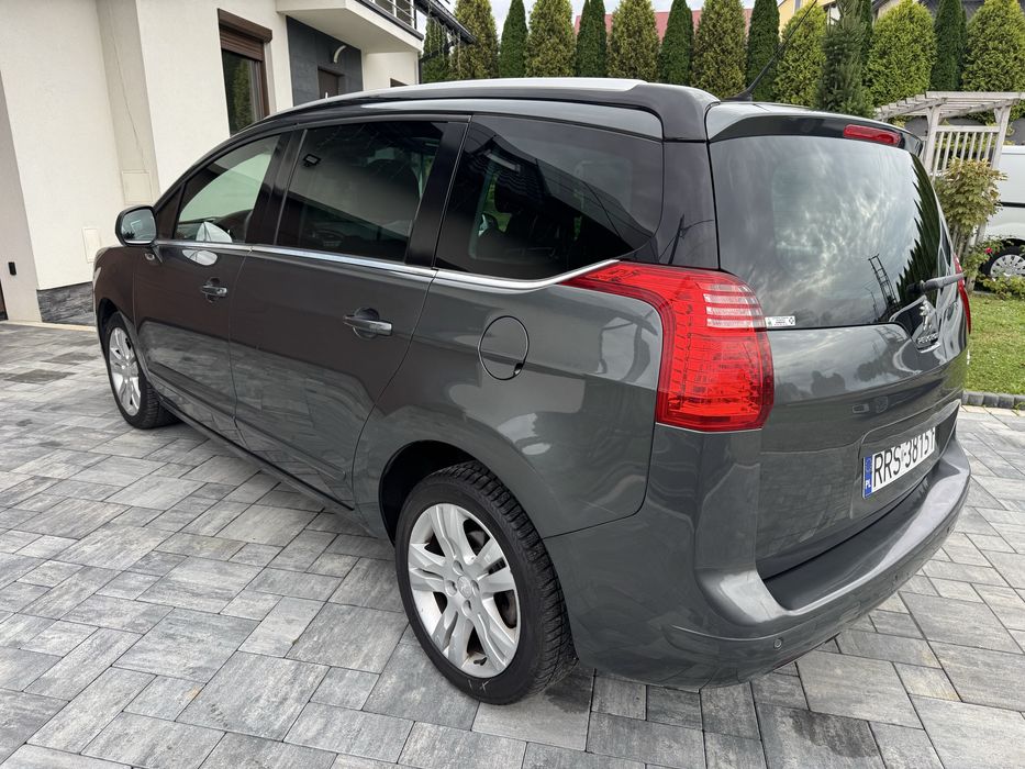 Peugeot 5008/Panorama /1.6 HDI /2014 R/Automat/Lift