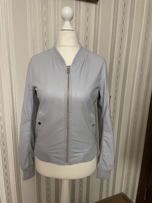 Куртка- бомбер з штучної шкіри S