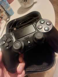 Dualshock 4 plus etui ps4 stan idealny