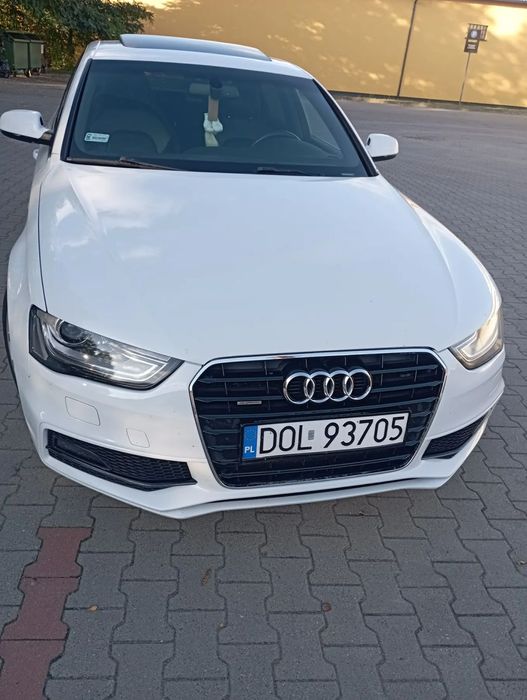 Audi A4 Audi A4 B8 Limousine 2.0 TFSI Quattro S tronic