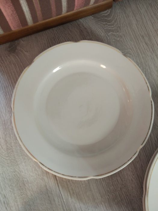 тарілка столова обідня.