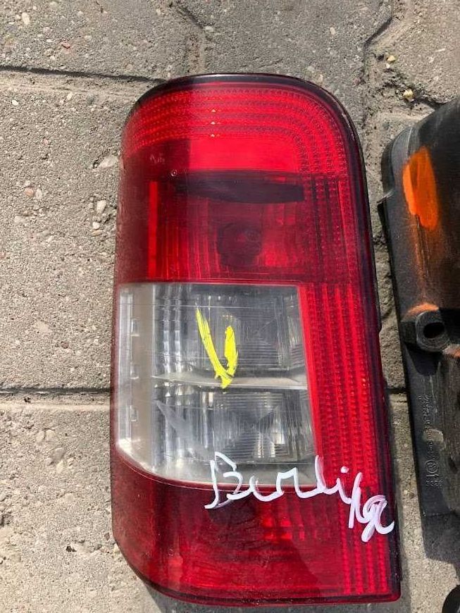 стоп фонарь задний Mazda 3 BK 5 Citroen C5 C4 Berlingo Saab 9 5
