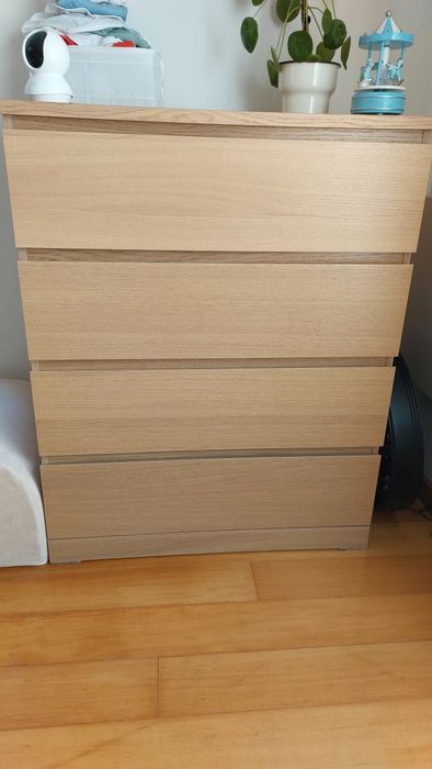 Cómoda Malm carvalho