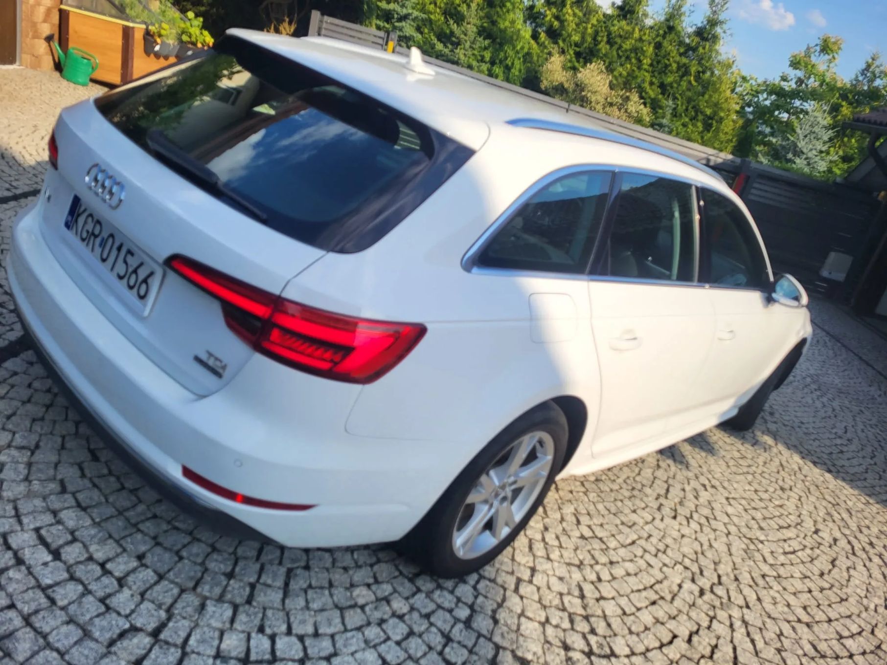 Audi A4 Audi A4 B9 Webasto quattro