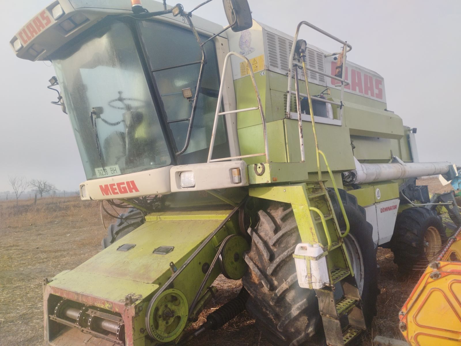 Комбайн Claas Mega 218