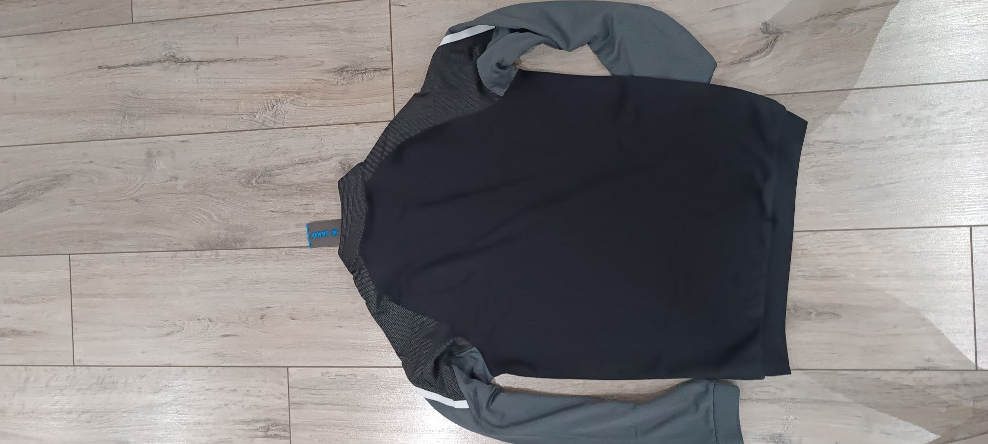 Bluza na zamek nowa z jako 164