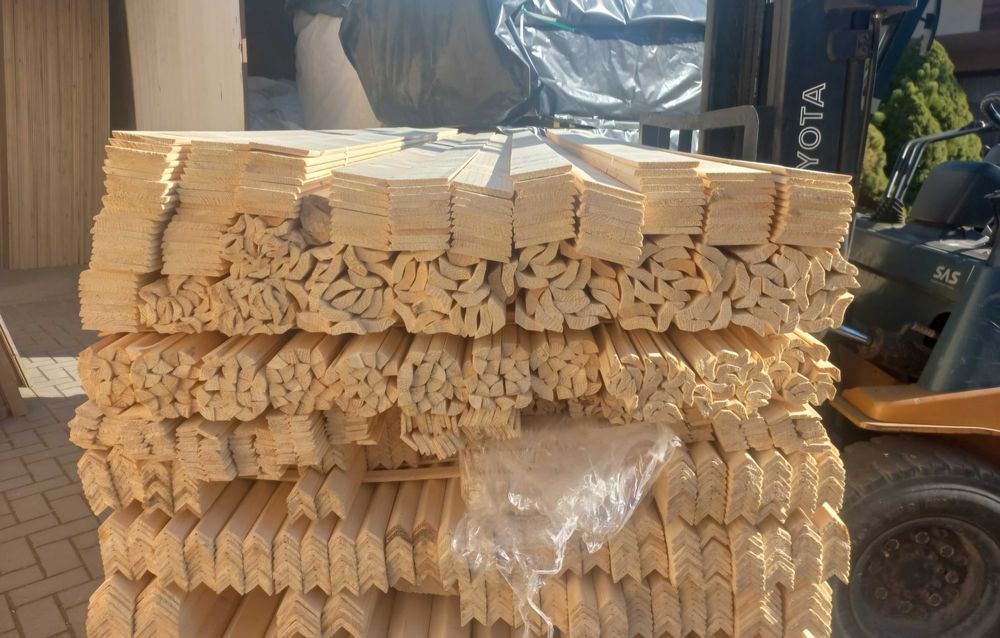 Deska tarasowa podłogowa elewacyjna półbal podbitka boazeria szalówka