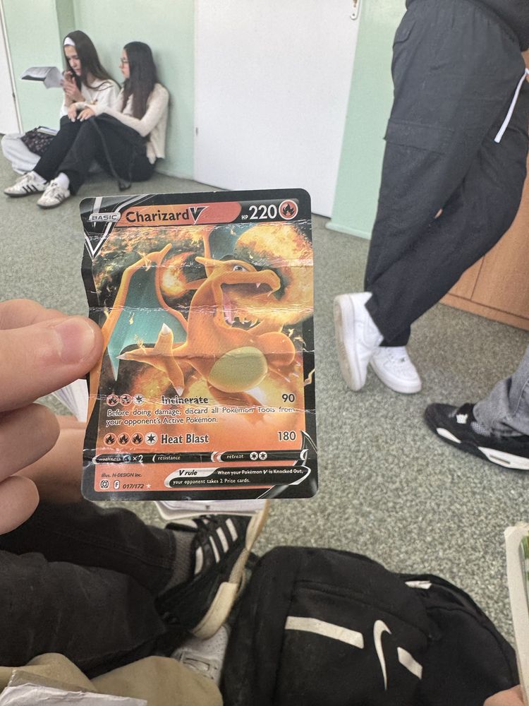 Czarizard kolekcjonerska elitarna karta pokemon ze sklepiku szkolnego