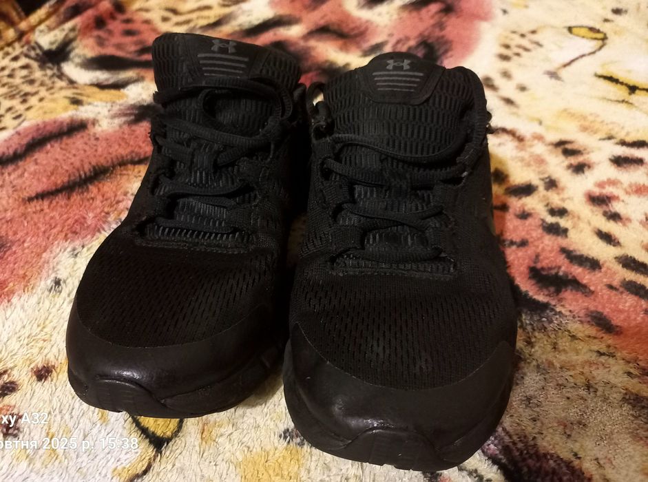 Кросівки Under Armour 41