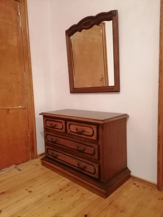 Komoda z lustrem, holenderska, stylowa, dąb, pojemne szuflady