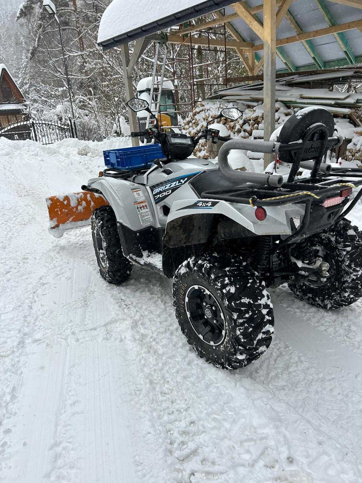 Traktorek do odśnieżania Yamaha Grizzly YFM700