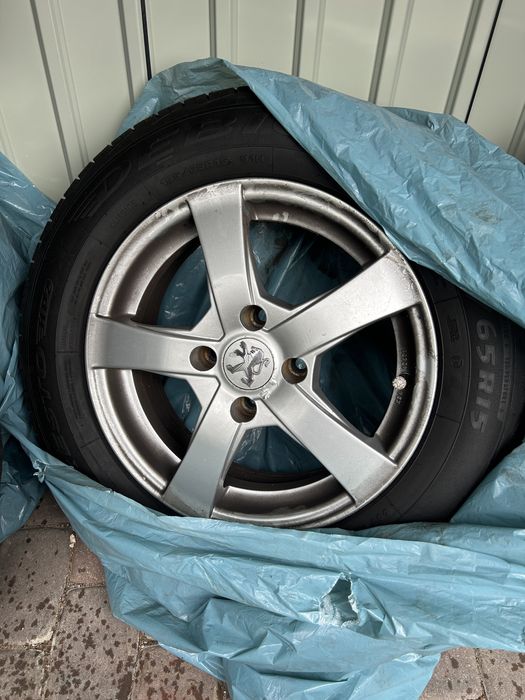 Alufelgi Peugeot komplet