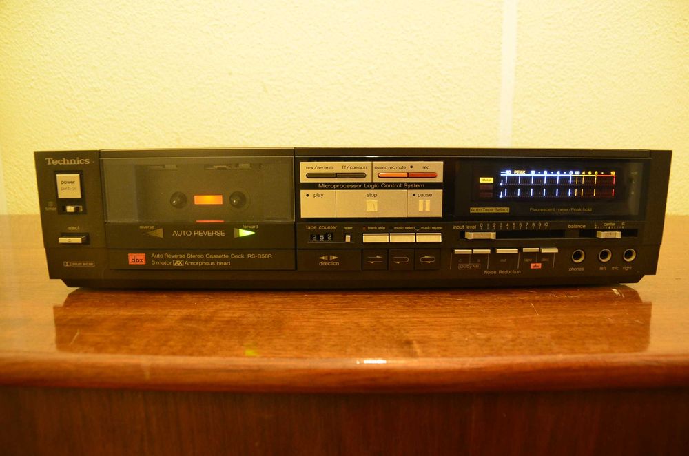 Gravador de Cassetes Technics RS- B58R