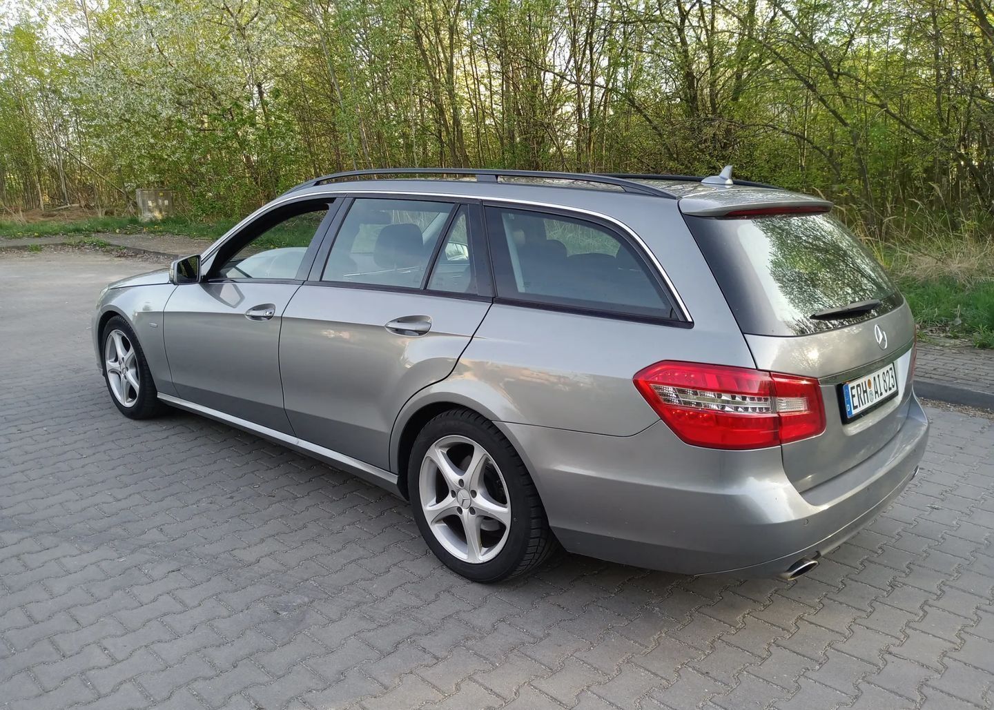 Mercedes-Benz E-Class 350 CDI 4-Matic BlueEff Avantgarde