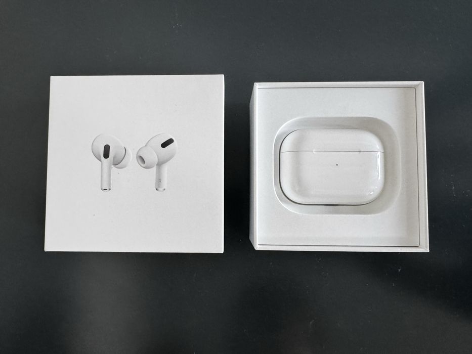 AirPods Pro (оригінал) — ліве вухо + кейс + коробка