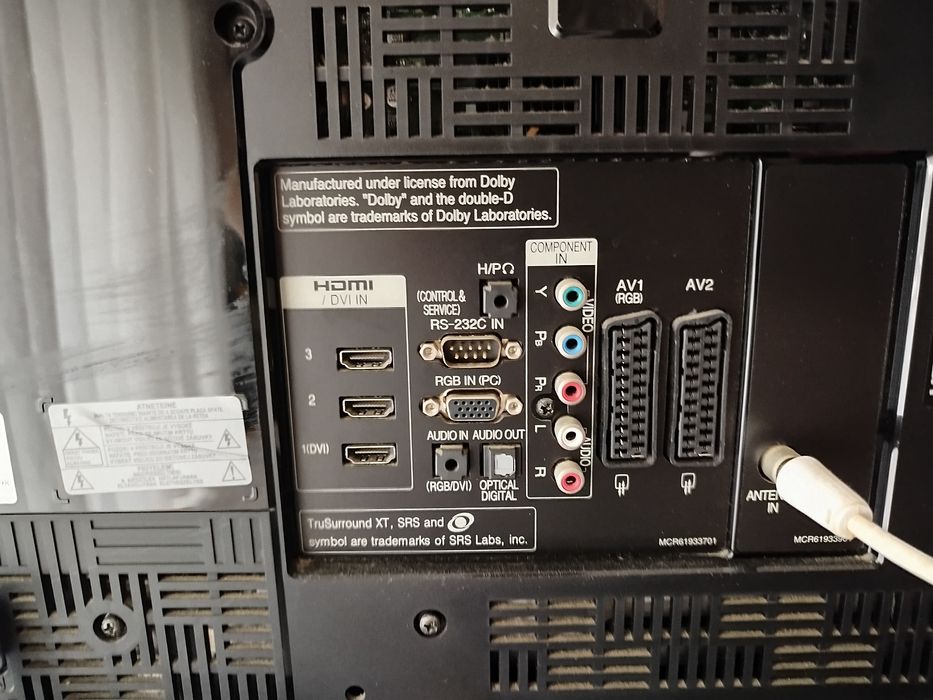 Televisão LG rotativa.