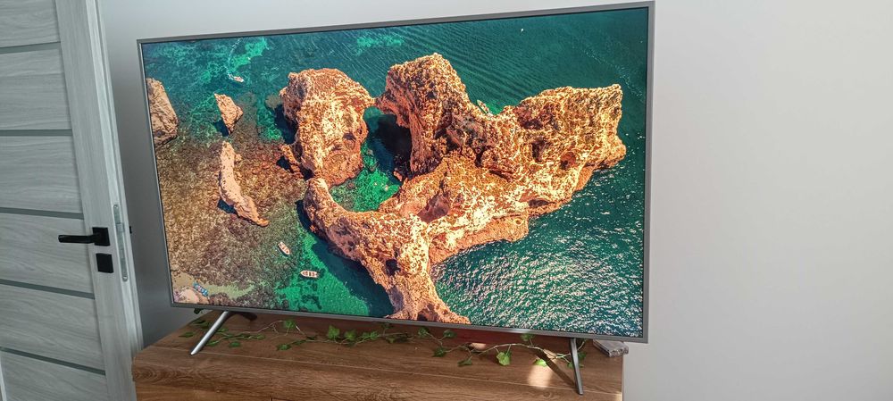 Telewizor Samsung 55'' QLED 4K UHD QE55Q64RATXXH