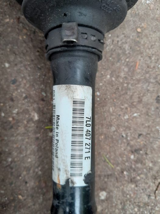 Półoś Audi Q7 3.0 D 2008