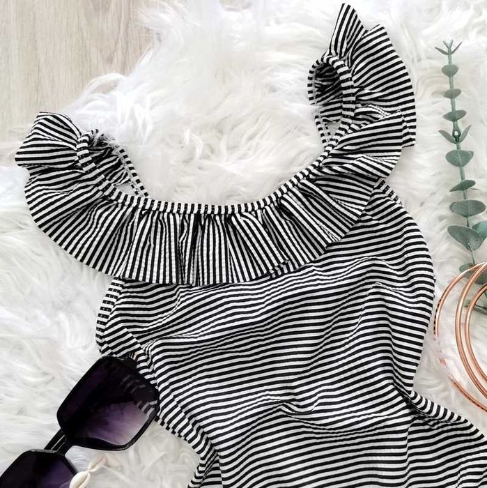 Strój kąpielowy jednoczęściowy z falbaną Primark 110cm 116cm 5-6 lat