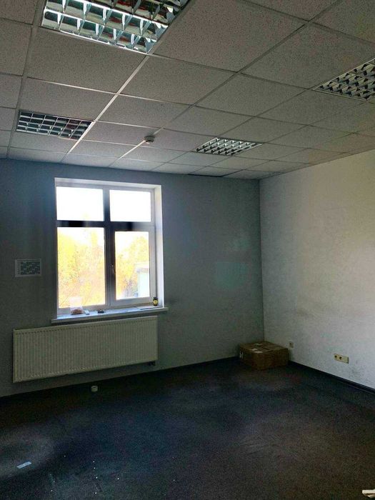 Оренда офісного приміщення по вул. Зелена