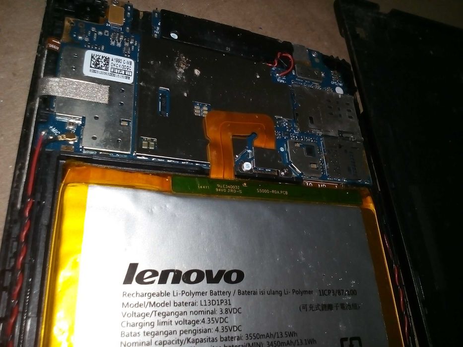 планшет Lenovo TAB 2 P070ACB-DB1 (разбитый экран)