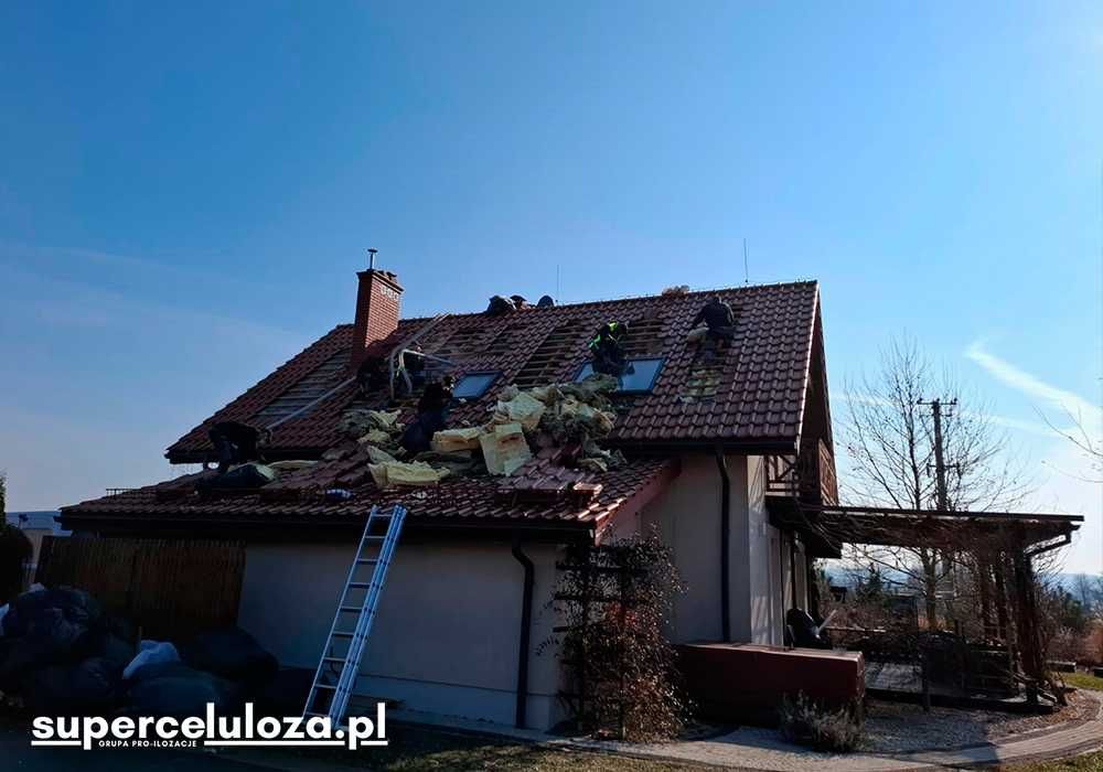 Izolacja celulozą | Naprawa dachu po kunie | Pianka PUR | Termowizja