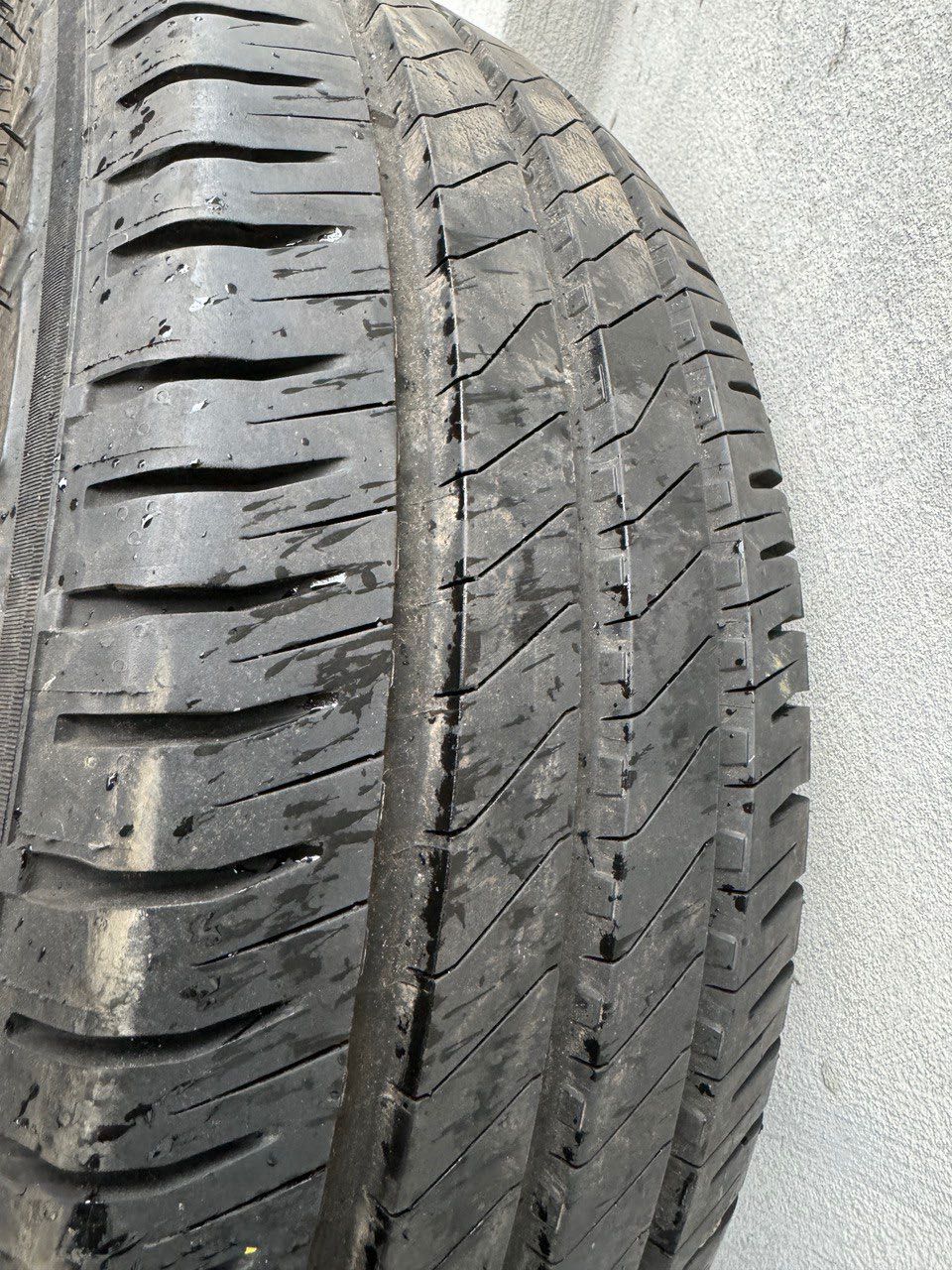 Michelin Agilis3 215 65 16с