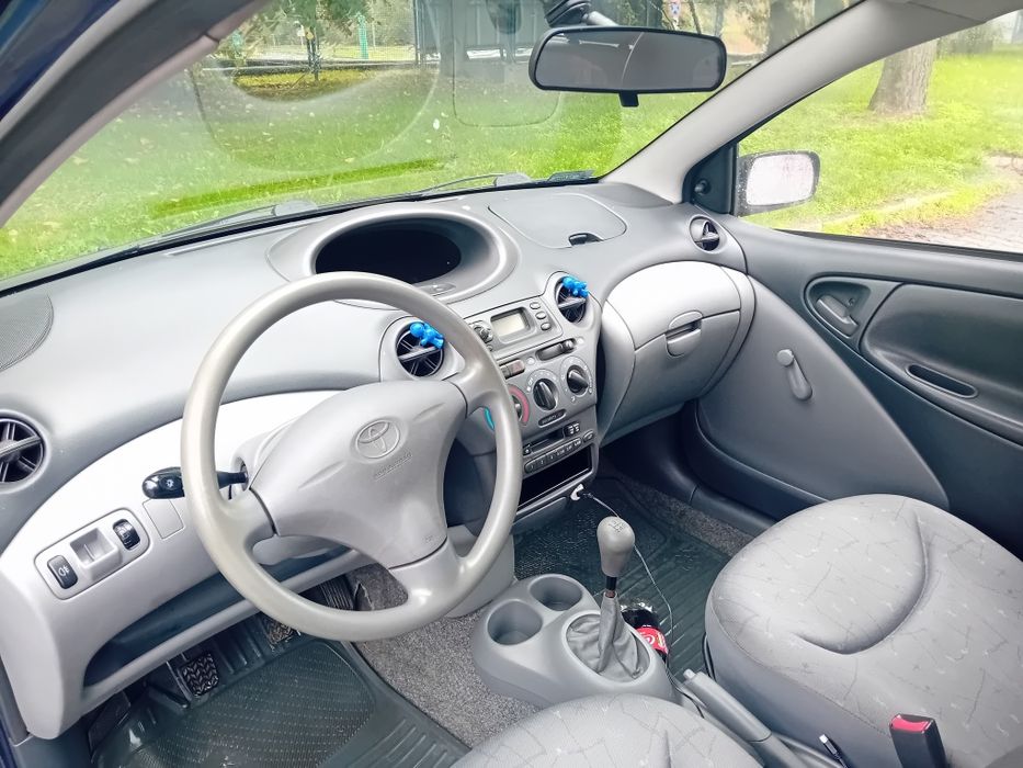 Toyota Yaris 1.0 Benzyna
