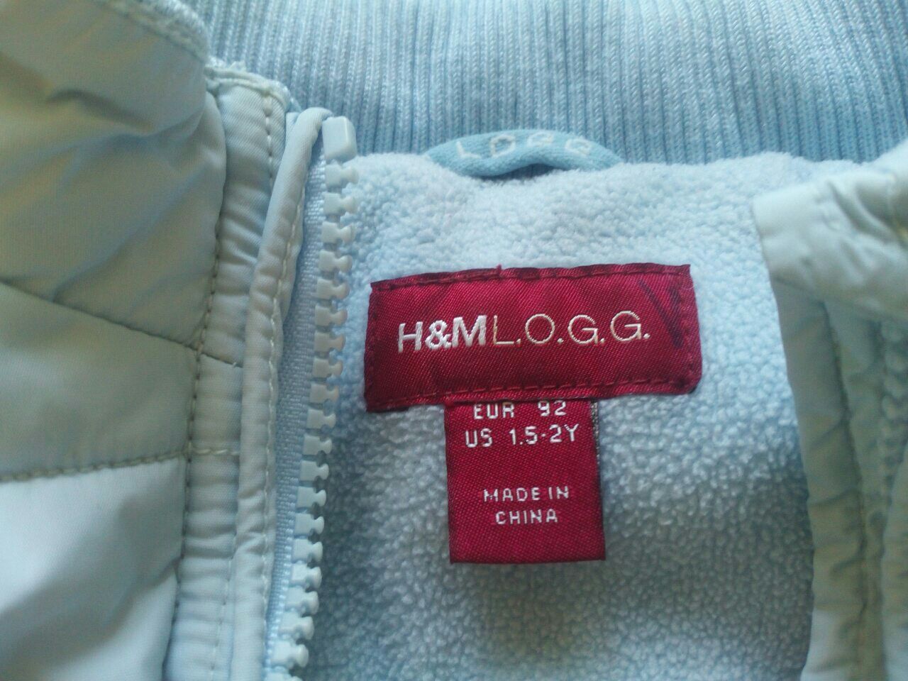 92р тёплая жилетка H&M 1,5-2 года