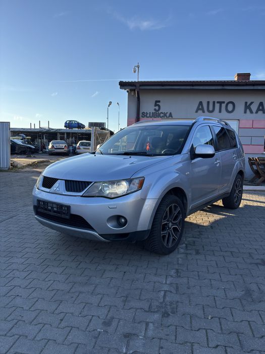 Outlander II lak. A31 automat 4x4 xenon EU lampa maska drzwi zderzak