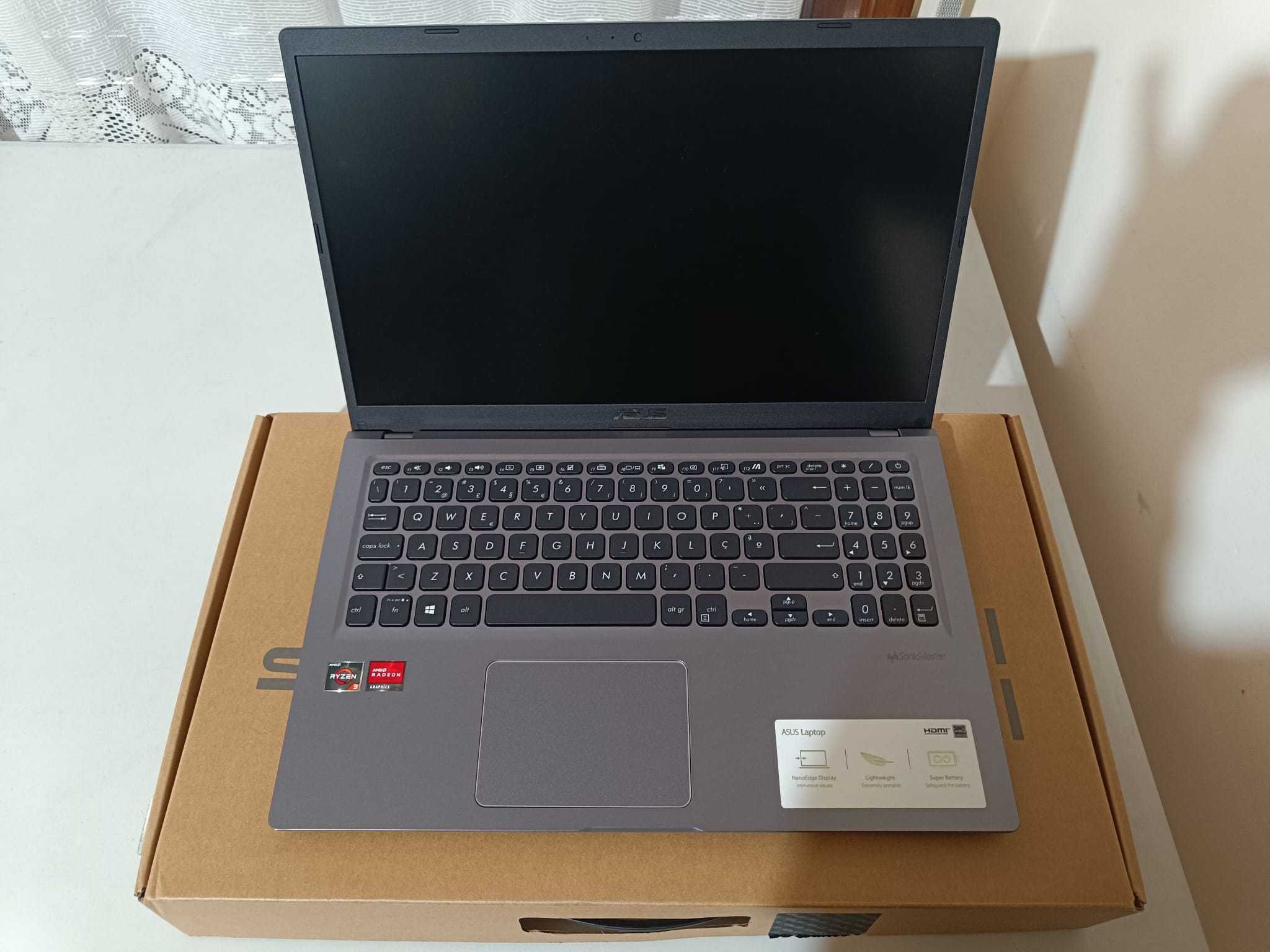 Laptop Asus Vivobook Ryzen 3 3250U / 8GB RAM / 256GB SSD (Como Novo)