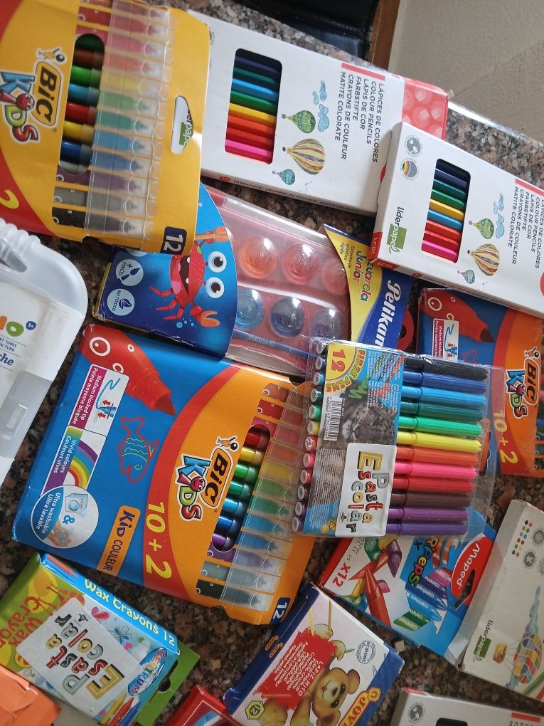 Varios material escolar