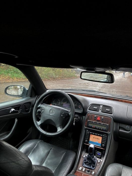 Mercedes CLK w208 rest