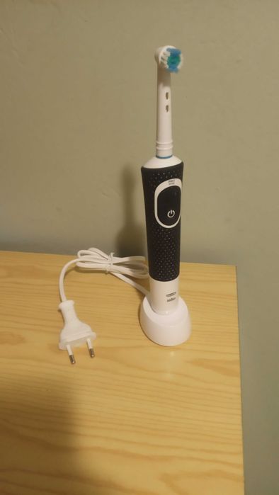szczoteczka soniczna Braun OralB