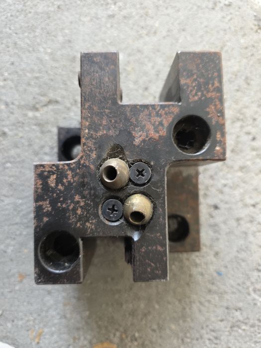 Suporte para ferros Torno CNC