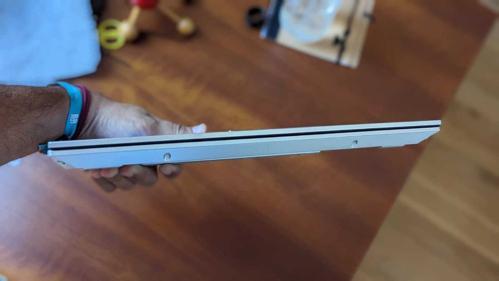 Portátil ASUS Vivobook PRO