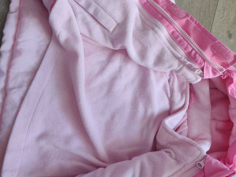 Зимова куртка на дівчинку