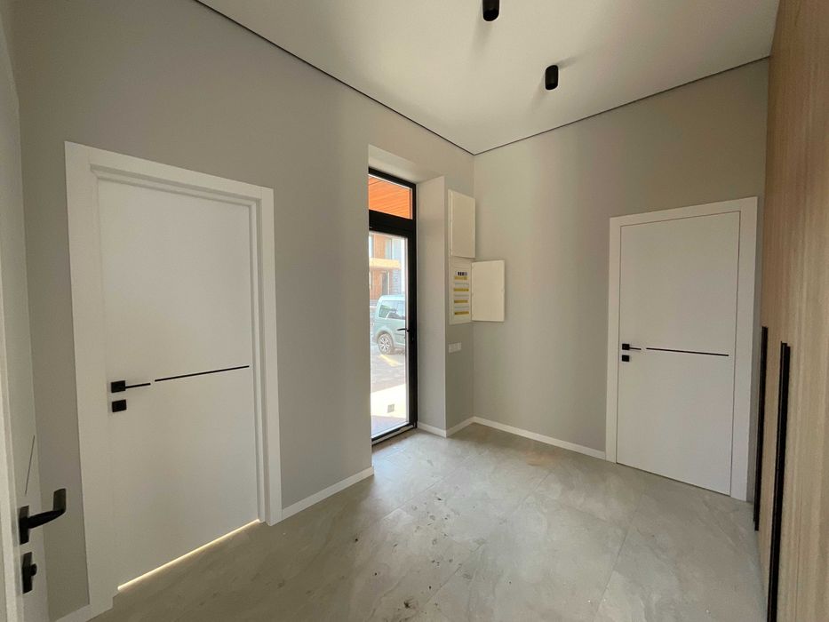 Будинок Нова Обухівська траса ремонт меблі