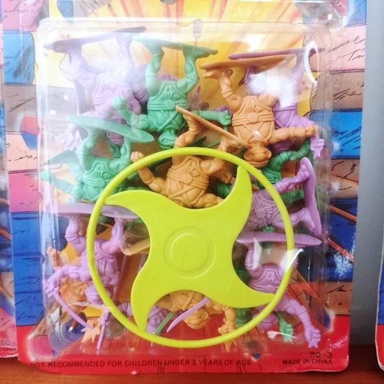 Tartarugas Ninja monocromáticos com estrela Anos 90