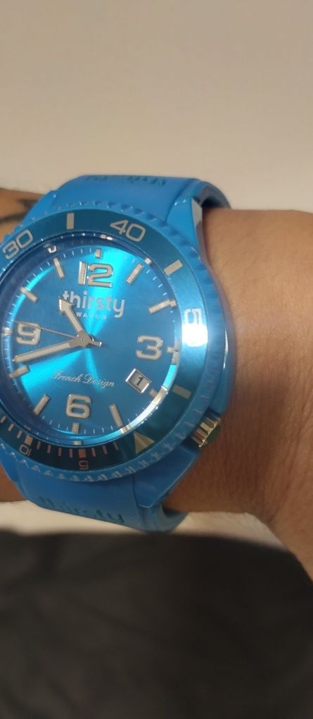 Relógio de pulso thirsty watch