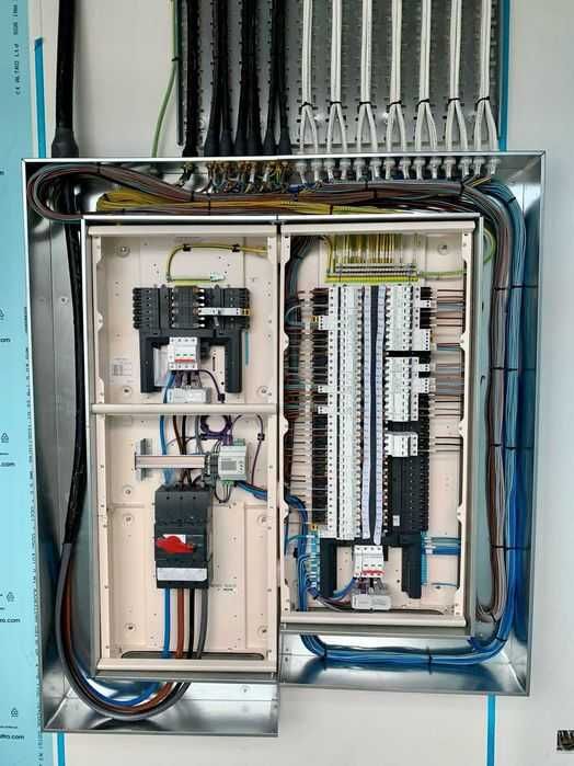 Elektryk Instalacje elektryczne Instalacje fotowoltaiczne automaty